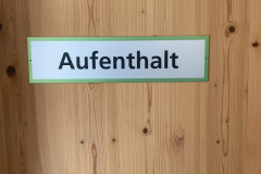 zum Aufenthaltsraum