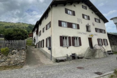 Traditions-Gasthaus Beverin - zentral im Dorf Donat